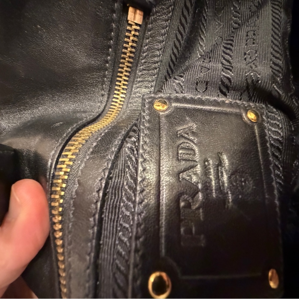 Prada Black Textured Shoulder Bag with large chain shoulder strap - Picture 6 of 7